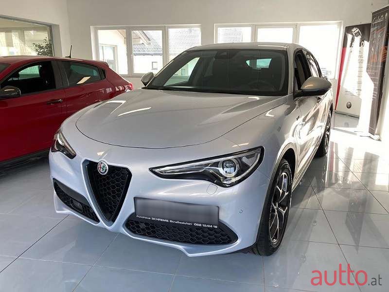 2020' Alfa Romeo Stelvio photo #1