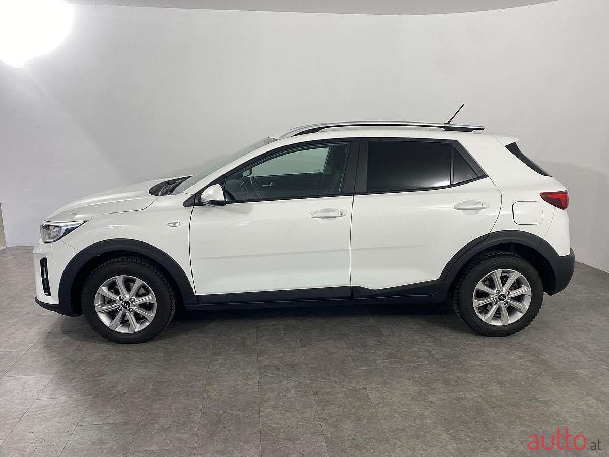 2020' Kia Stonic photo #1