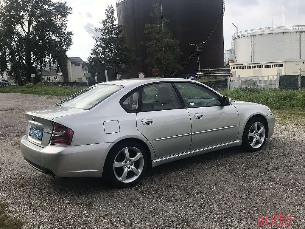 2005' Subaru Legacy photo #6