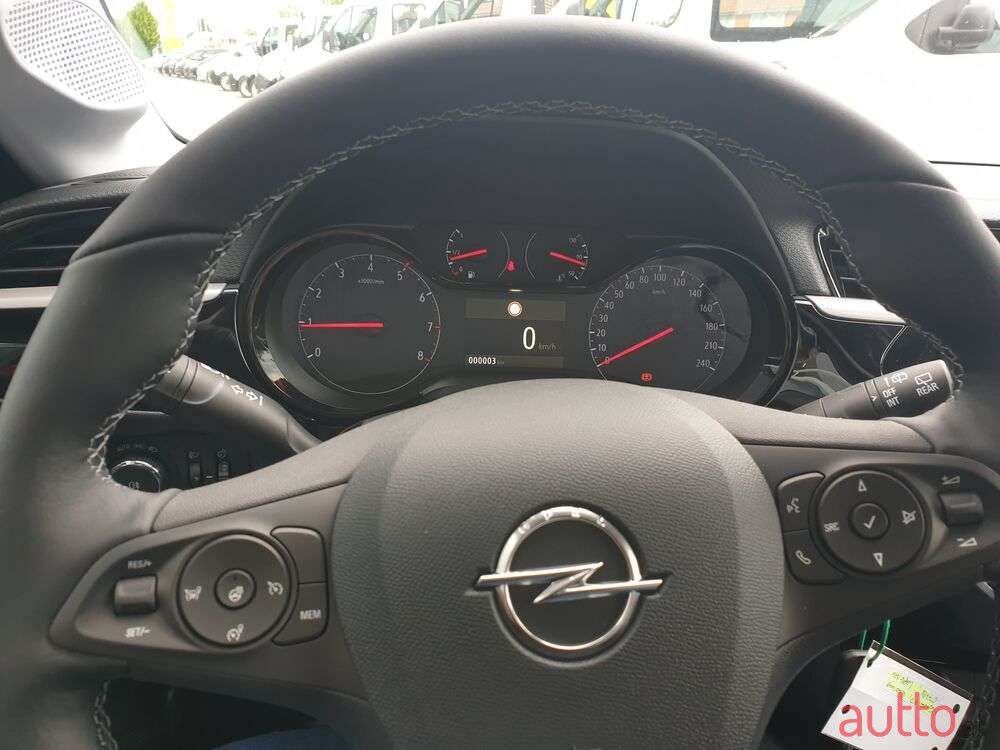 2022' Opel Corsa photo #5
