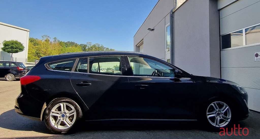 2019' Ford Focus photo #5