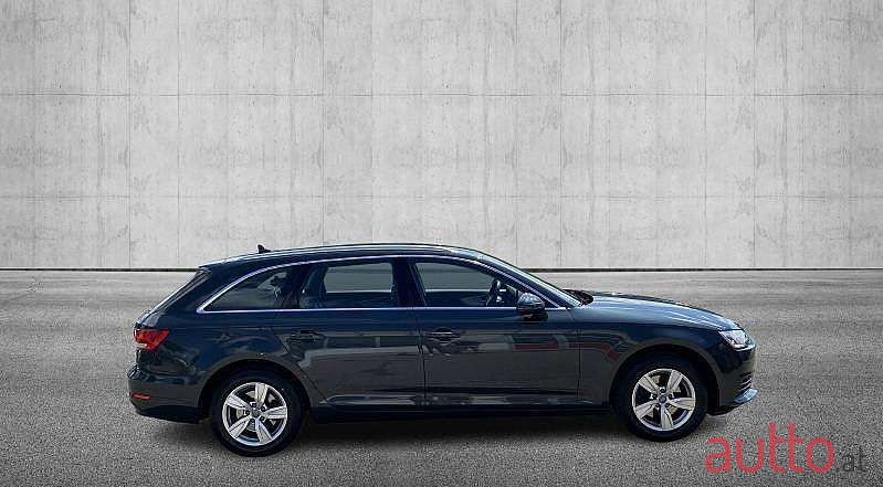 2017' Audi A4 photo #4