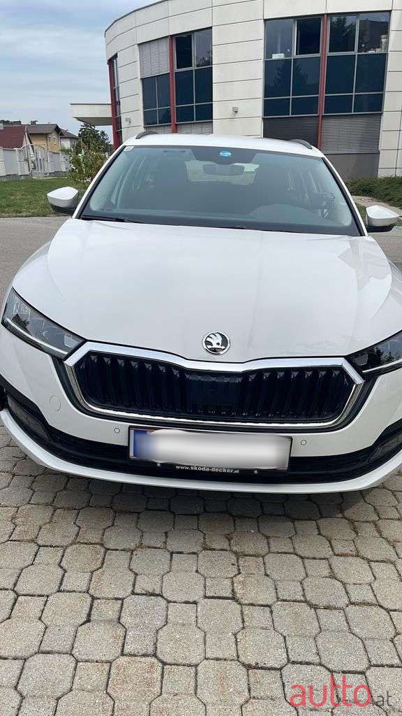 2022' Skoda Octavia photo #2