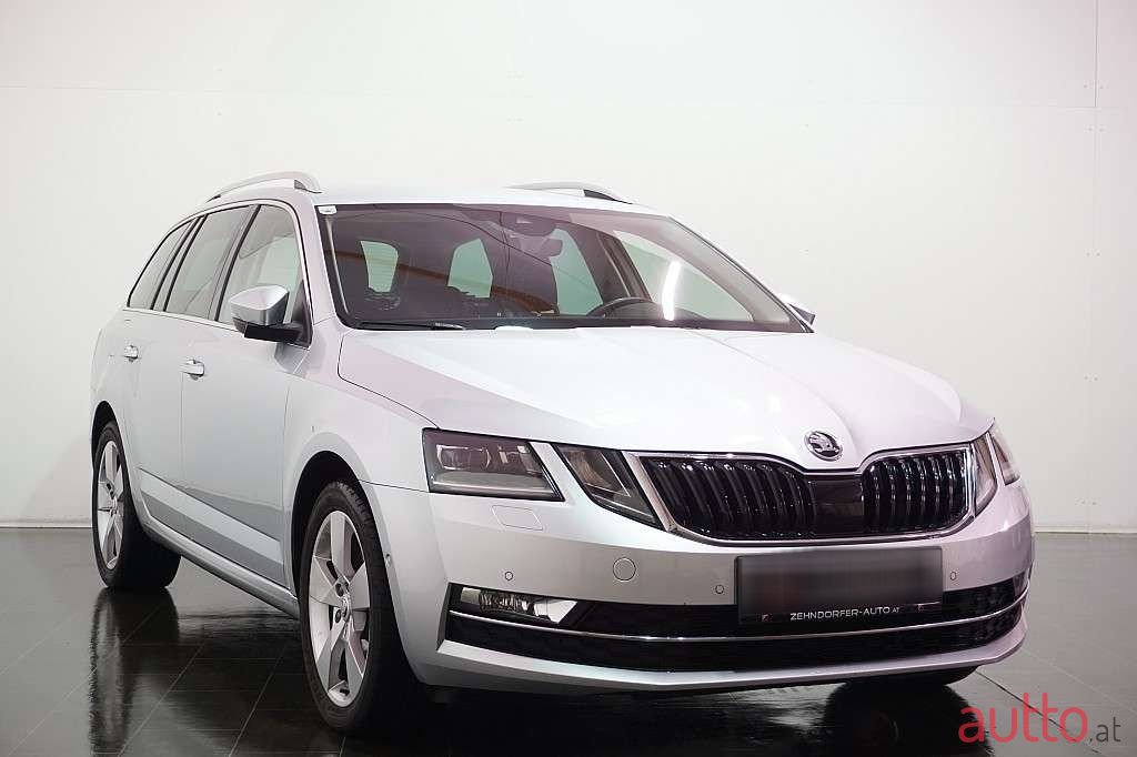2019' Skoda Octavia photo #1