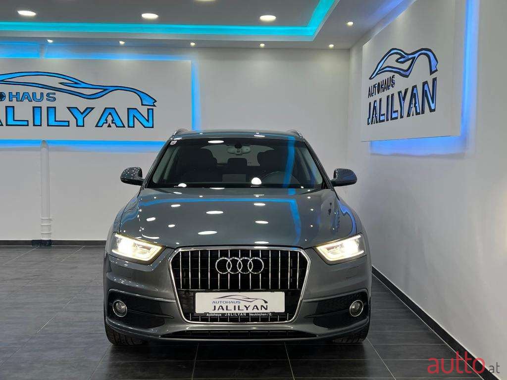 2012' Audi Q3 photo #2