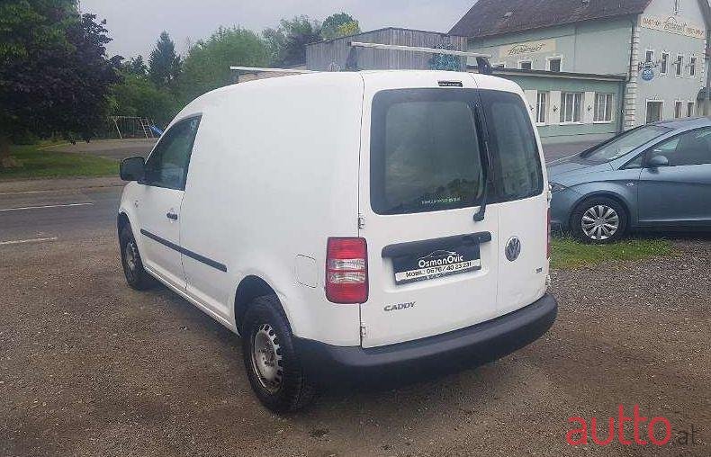 2013' Volkswagen Caddy photo #3