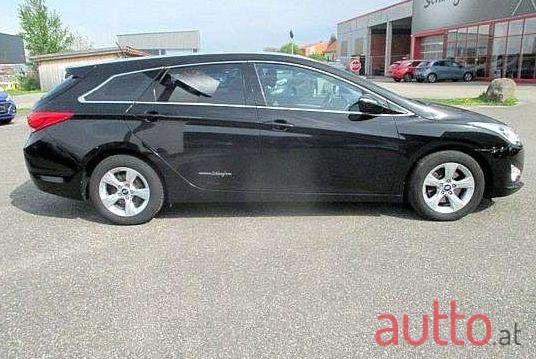 2012' Hyundai i40 photo #2