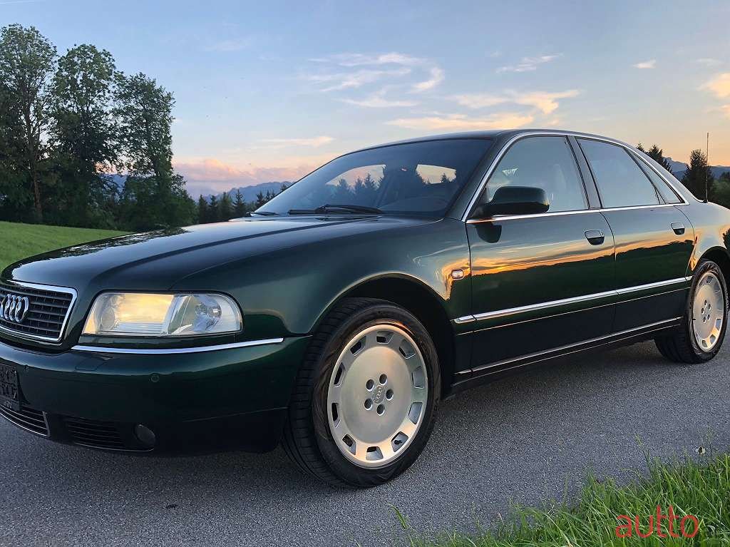 2001' Audi A8 photo #1