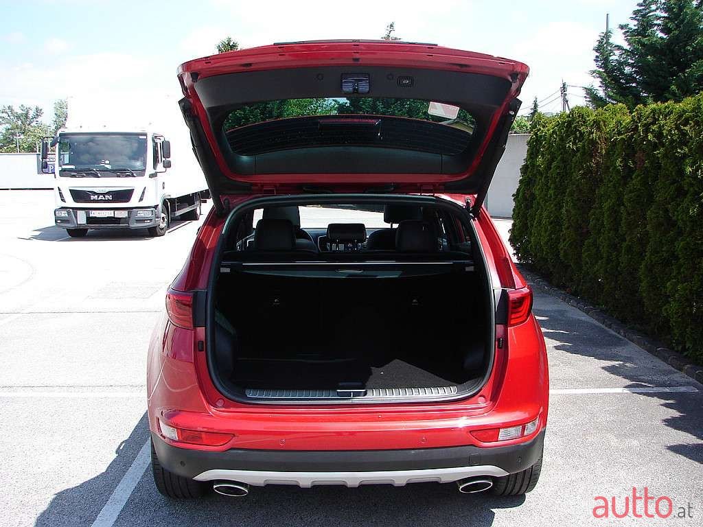 2017' Kia Sportage photo #5