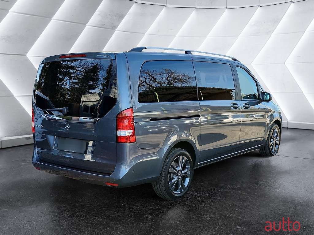2018' Mercedes-Benz V-Klasse photo #5