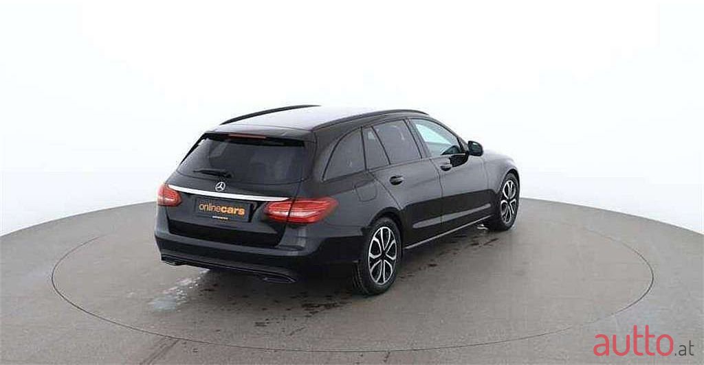 2020' Mercedes-Benz C-Klasse photo #2