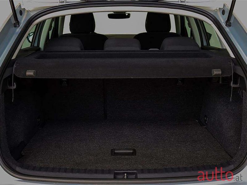 2019' Skoda Scala photo #5