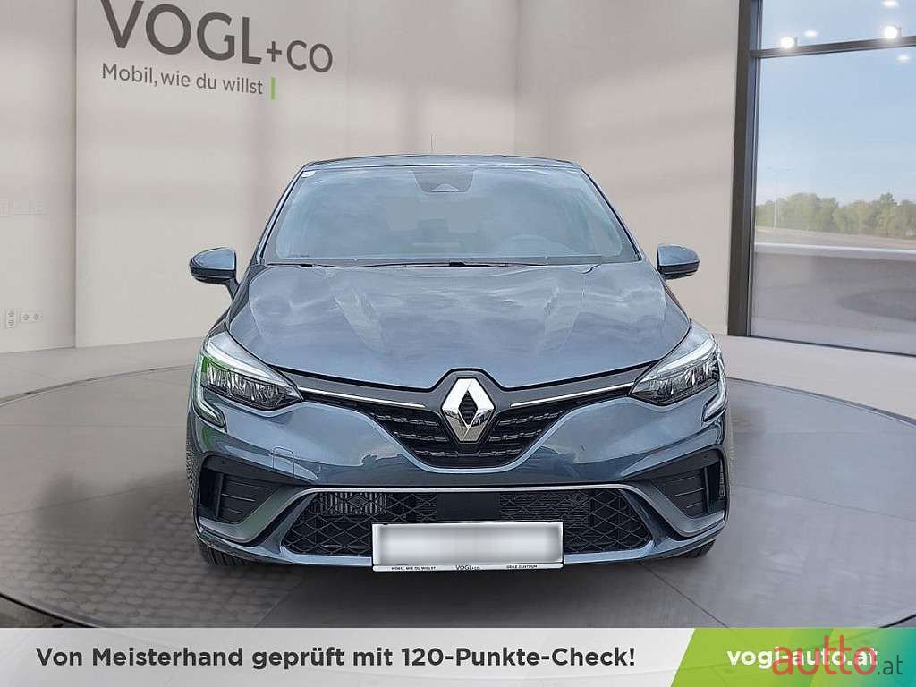2023' Renault Clio photo #6
