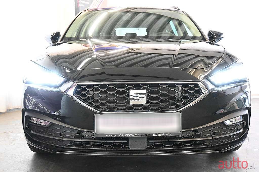 2024' SEAT Leon photo #2