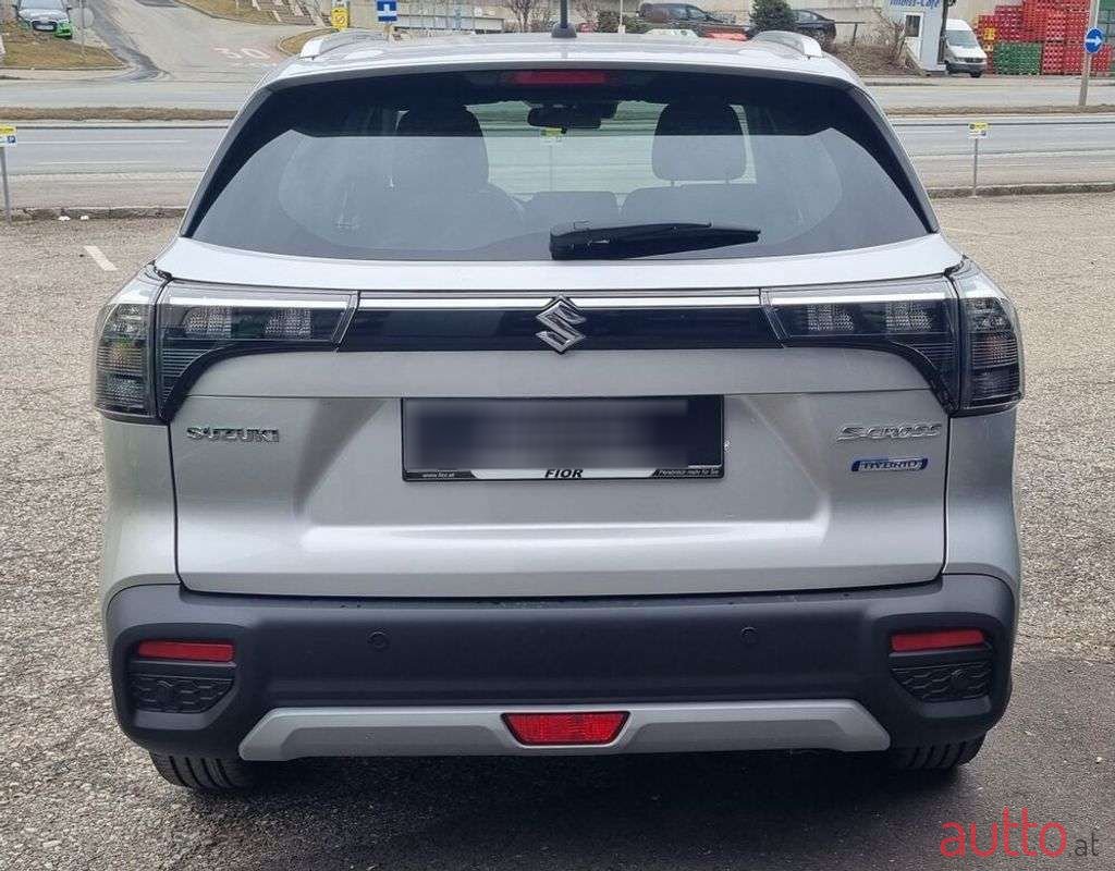 2023' Suzuki S-Cross photo #4