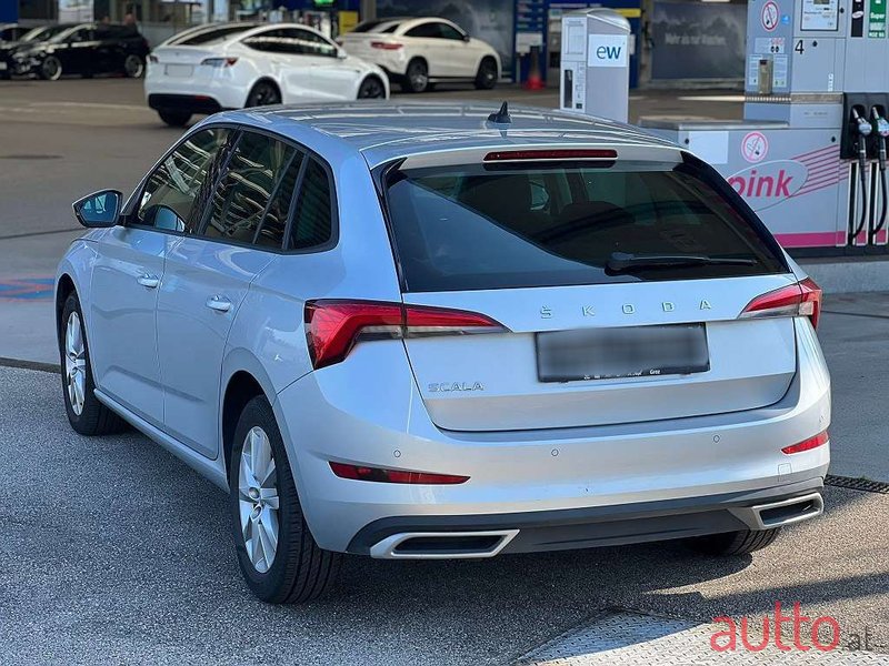 2020' Skoda Scala photo #6