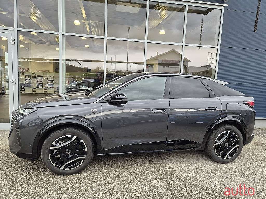 2024' Peugeot 3008 photo #3