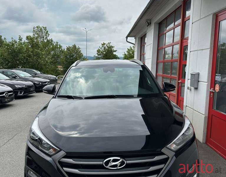 2019' Hyundai Tucson photo #2