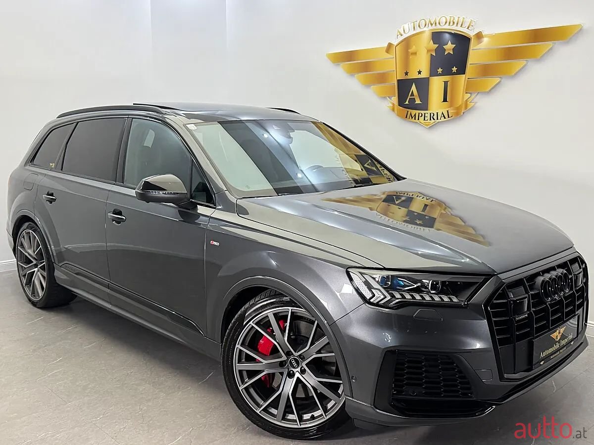 2021' Audi Q7 photo #1