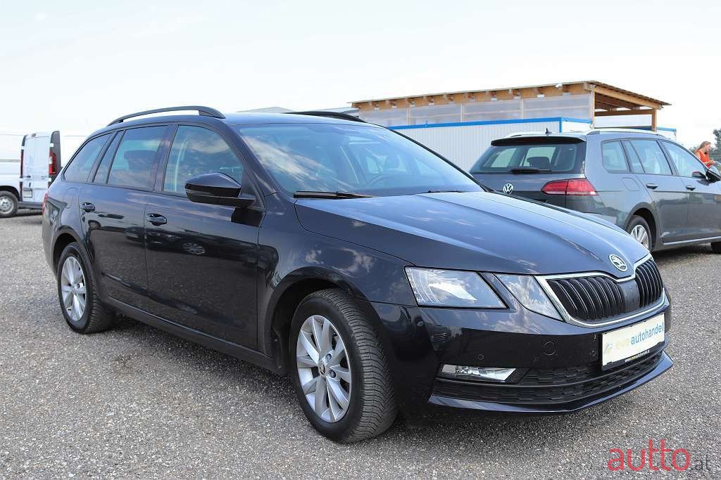 2018' Skoda Octavia photo #3