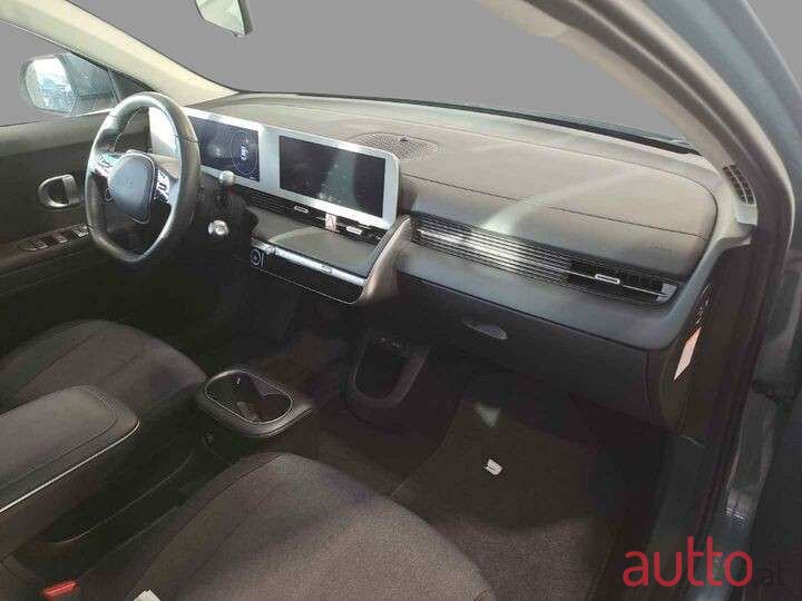 2023' Hyundai Ioniq 5 photo #4