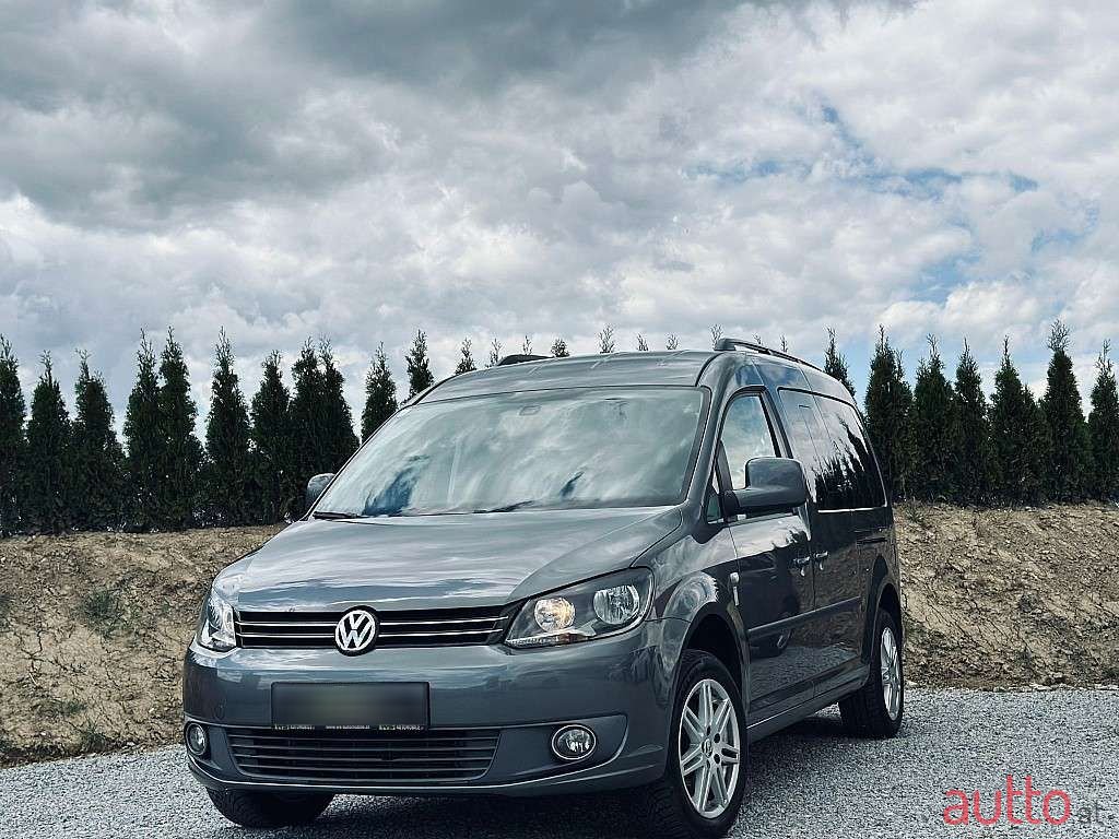 2011' Volkswagen Caddy photo #4