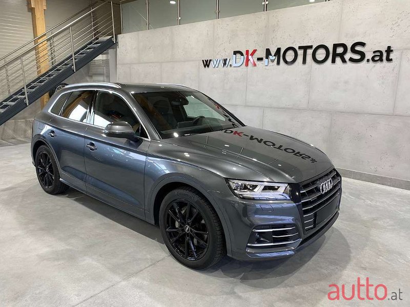 2019' Audi Q5 photo #2