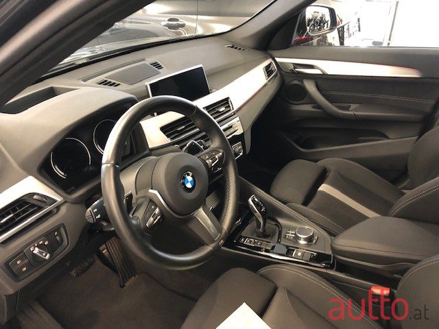 2018' BMW X1 sDrive 18d photo #2