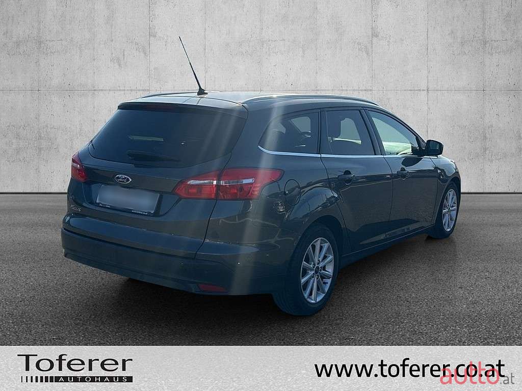 2016' Ford Focus photo #4