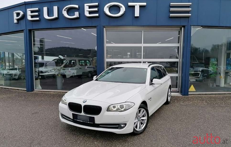 2012' BMW 5Er-Reihe photo #4