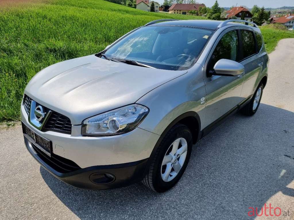 2012' Nissan Qashqai photo #3