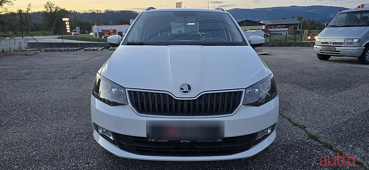 2016' Skoda Fabia photo #2