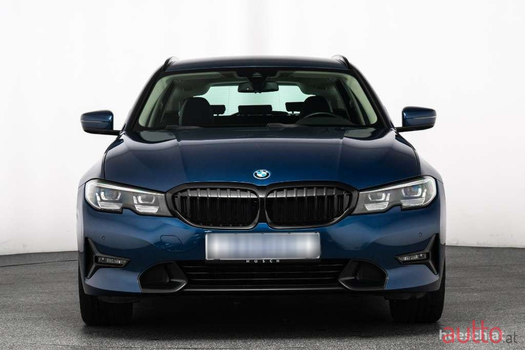 2022' BMW 3Er-Reihe photo #3