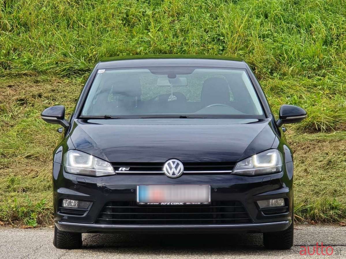 2014' Volkswagen Golf photo #6