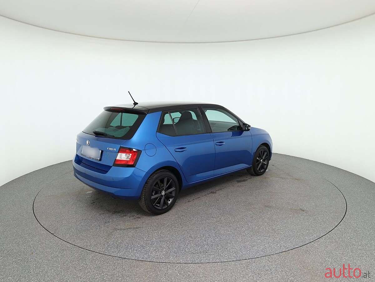 2016' Skoda Fabia photo #6