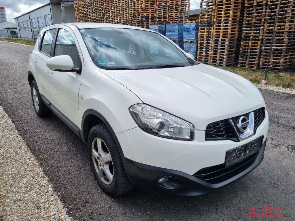 2013' Nissan Qashqai photo #6