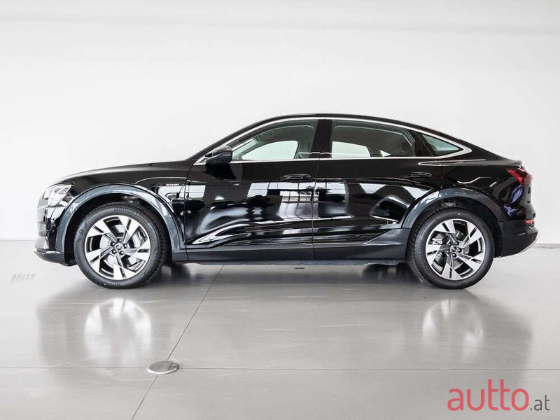 2021' Audi e-tron photo #3