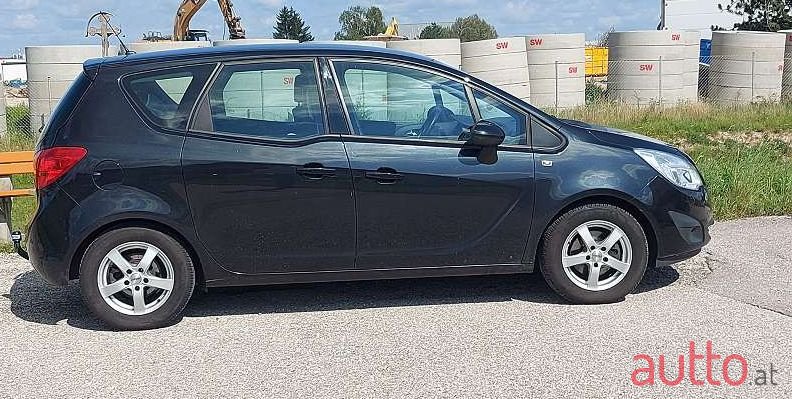 2012' Opel Meriva photo #1