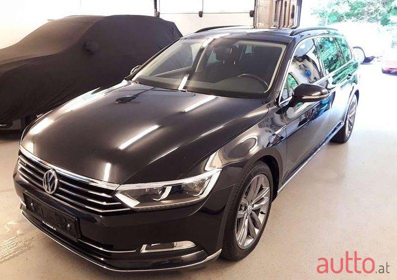 2015' Volkswagen Passat photo #1