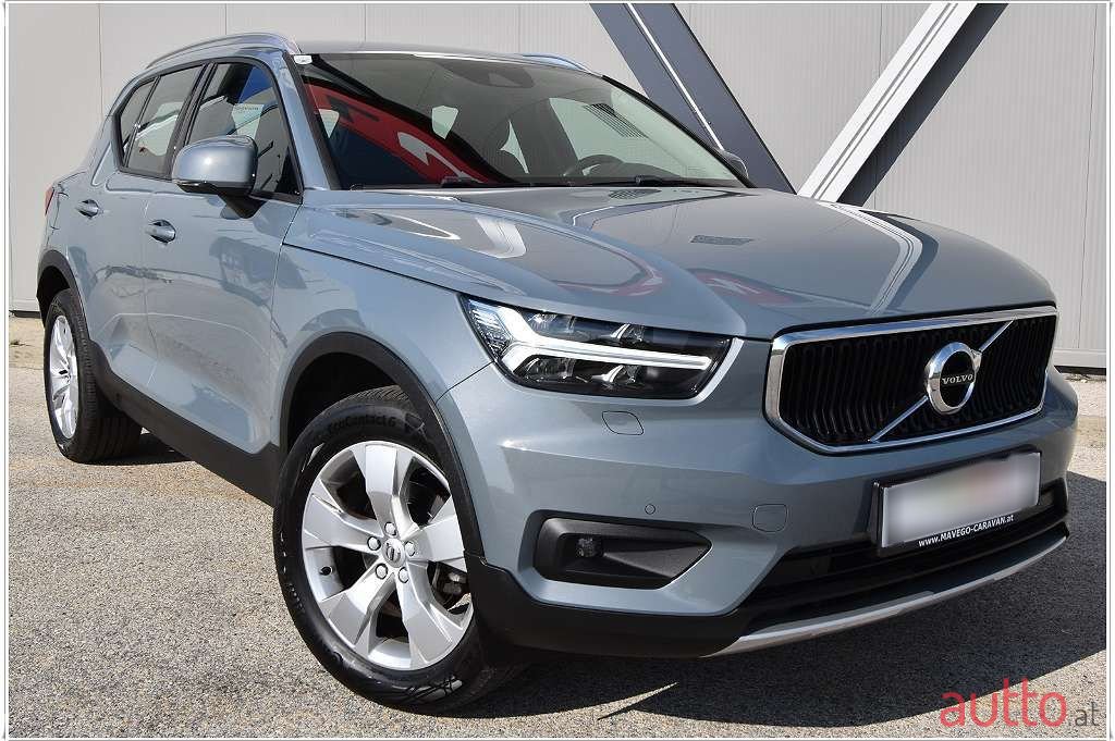 2019' Volvo XC40 photo #1