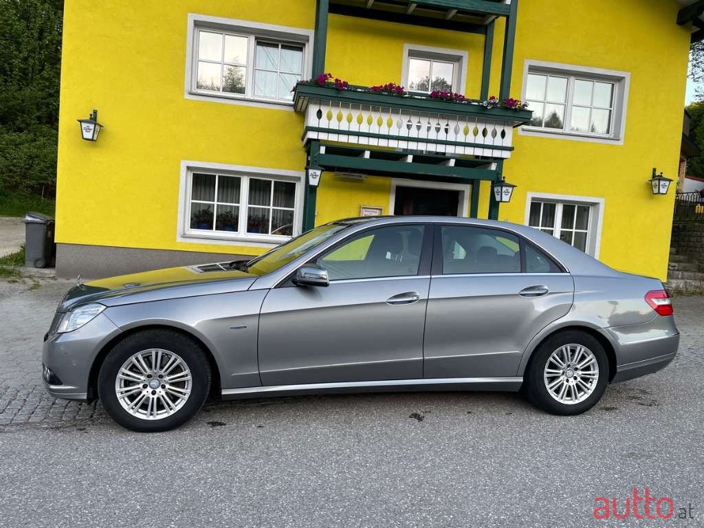 2010' Mercedes-Benz E-Klasse photo #1