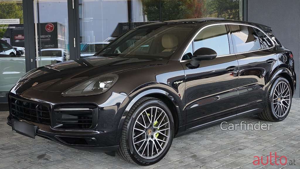 2018' Porsche Cayenne photo #1