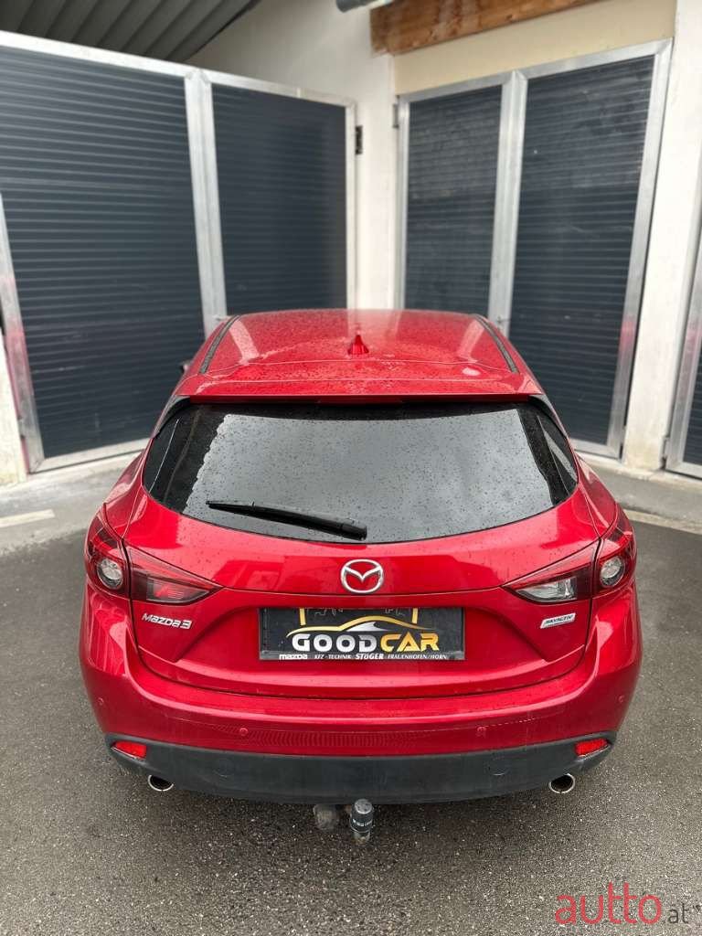 2015' Mazda Mazda3 photo #4