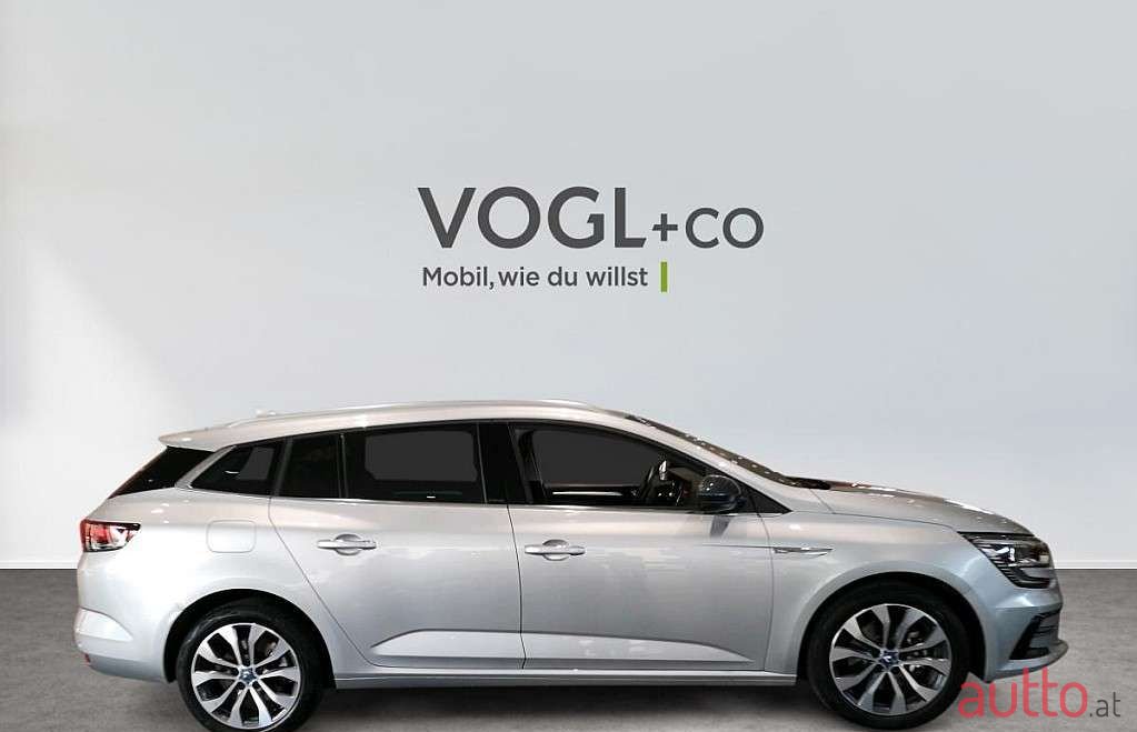 2021' Renault Megane photo #1