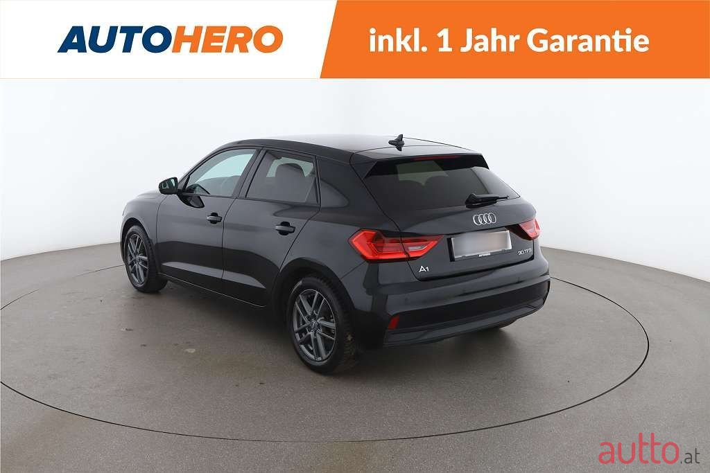 2023' Audi A1 photo #3