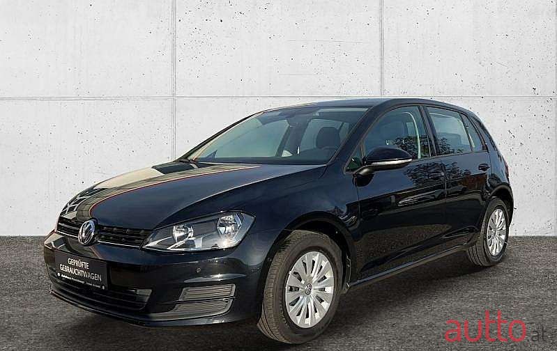 2016' Volkswagen Golf photo #1