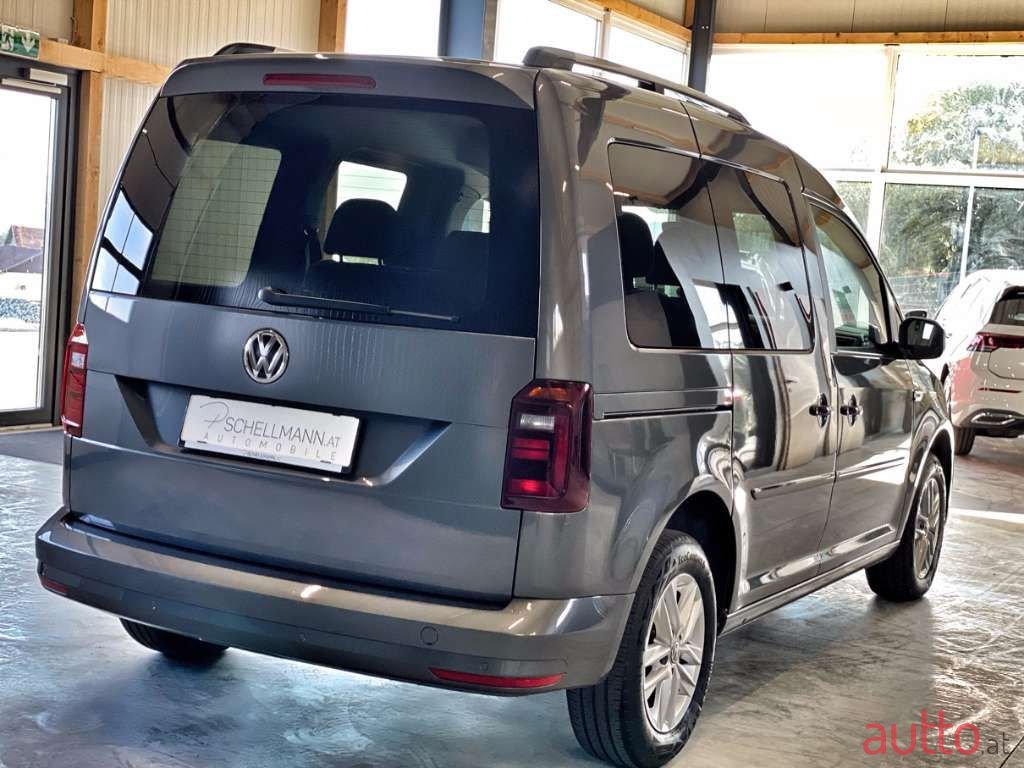 2020' Volkswagen Caddy photo #6