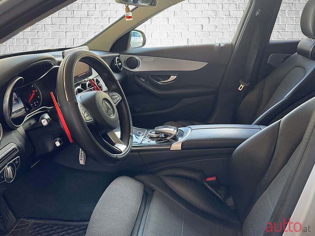 2017' Mercedes-Benz C-Klasse photo #5