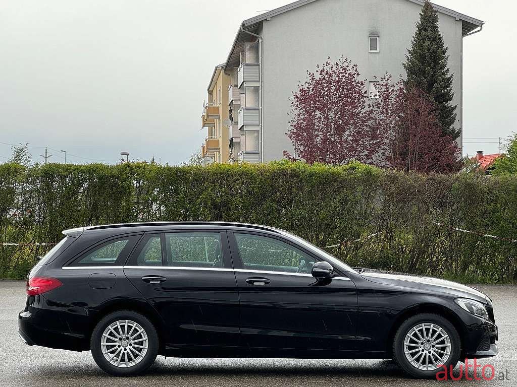 2015' Mercedes-Benz C-Klasse photo #4