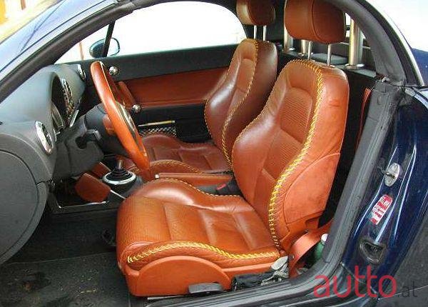 2002' Audi TT photo #1